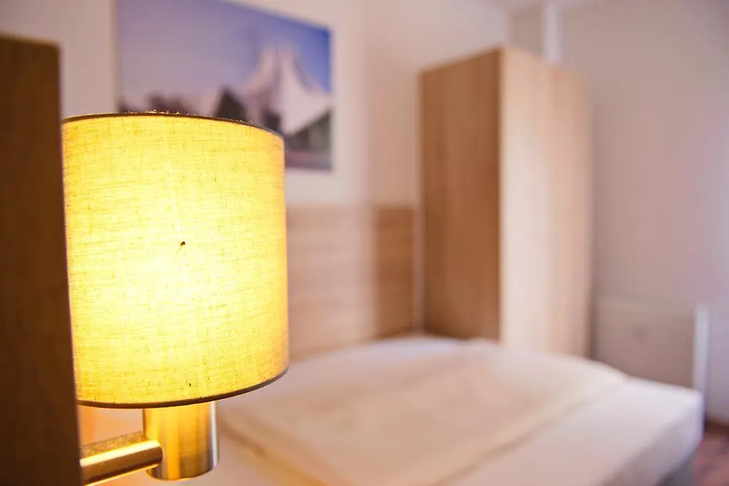 Blncty Hotel-1